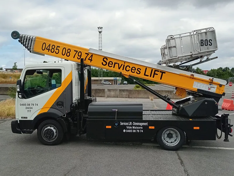 Camion lift
